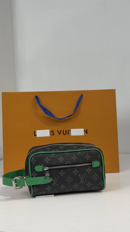 شنطة يد حجم اكبير كوالتي ماستر 👝
